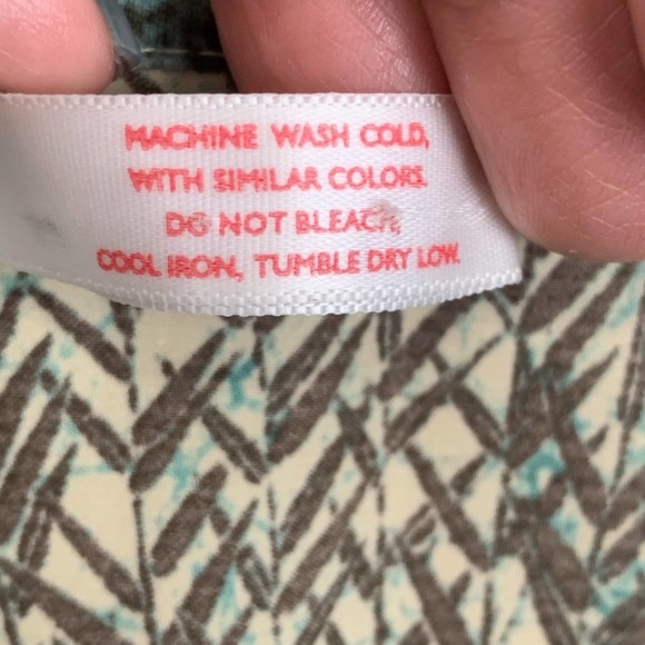 Elegant Beige and Teal Patterned Dress - Picture 10 of 10